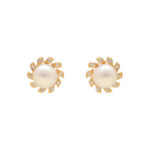 Raveena Pearl Earrings