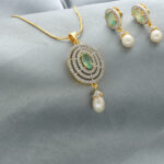 Lolita Pendant Set with Chain