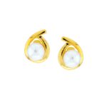 Aksara Pearl Studs
