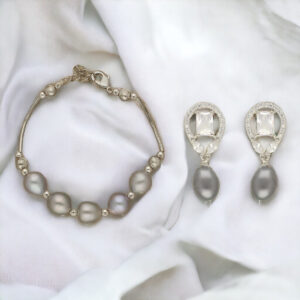 Timeless Grey Pearl Hamper