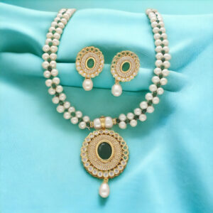 Moonlite Pearl Necklace Set