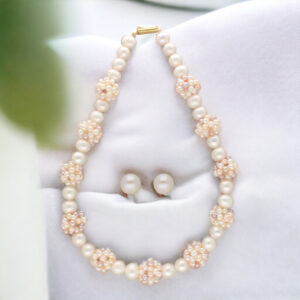 Zarna 1 Line Pearl Necklaces