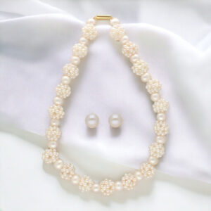 Ihita 1 Line Pearl Necklaces
