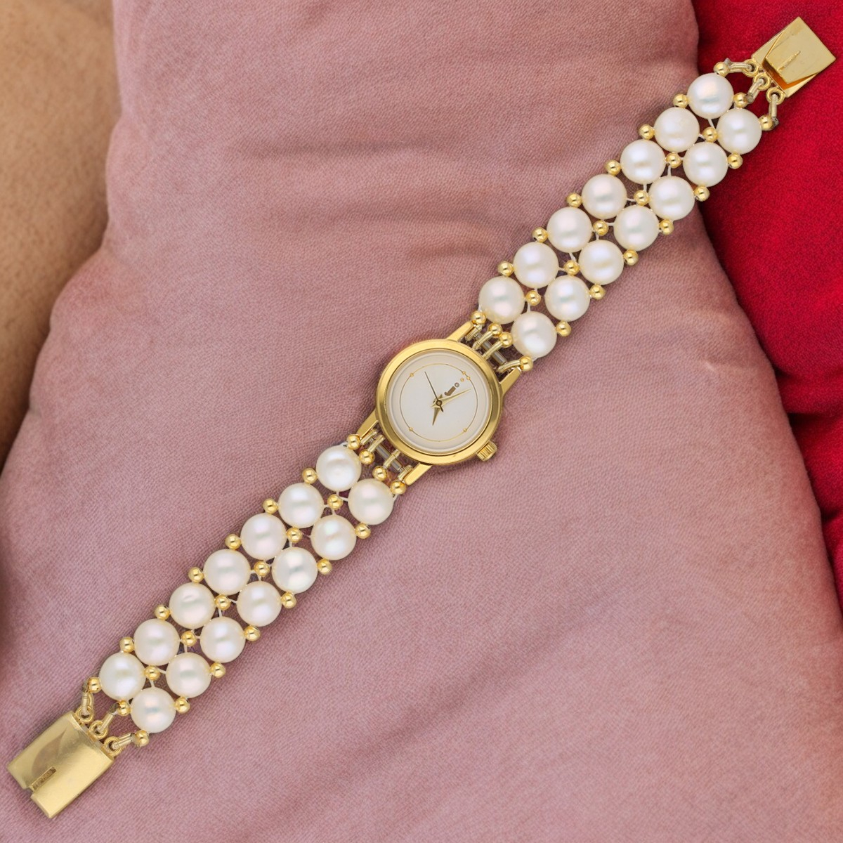 Unique Designed Pearl Watch – Jagdamba Pearls