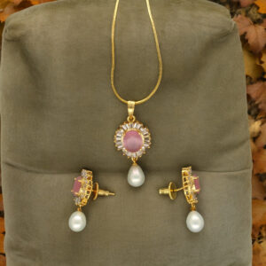Yachana Pendant Set with Chain