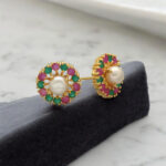 Rhea Pearl Earrings Pack 5