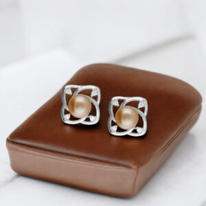 92.5 Silver Dazzling Pink Pearl Studs