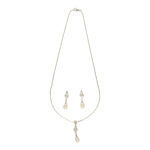 Cally Pearl Pendant Set