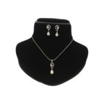 Amora Pearl Pendant Set