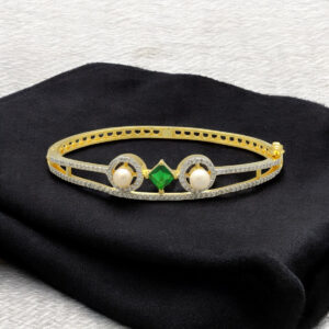 Imperial Radiance Pearl Bracelet