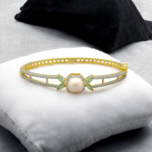 Celeste Regal Pearl Bracelet