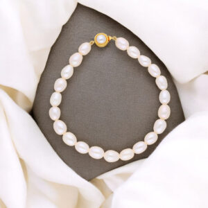 Oval Diva Pearl Bracelet