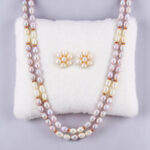 Crisp Pearl Necklace Set