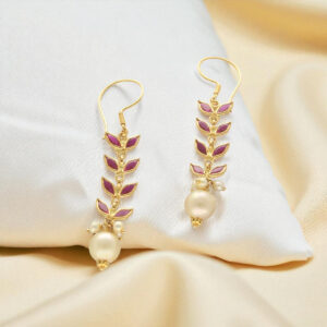 22KT Enticing Gold Earrings