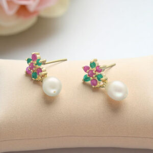 Kashvi Pearl Earrings