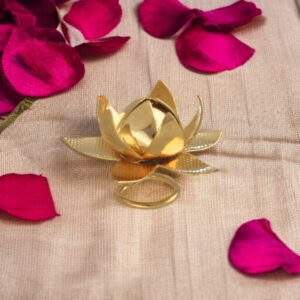 4.5 Grams Lotus Golden Silver Pooja Flower