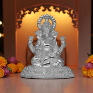 52 Grams Vighneshvara Silver Idol