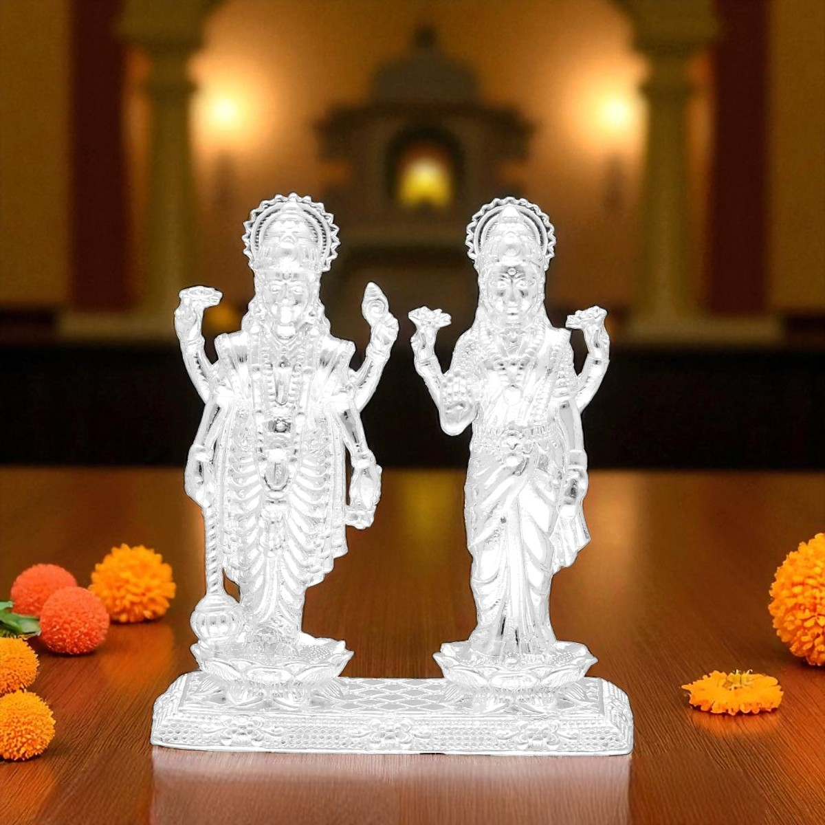 22 Grams Lord Vishnu & Maa Lakshmi Murti – Jagdamba Pearls