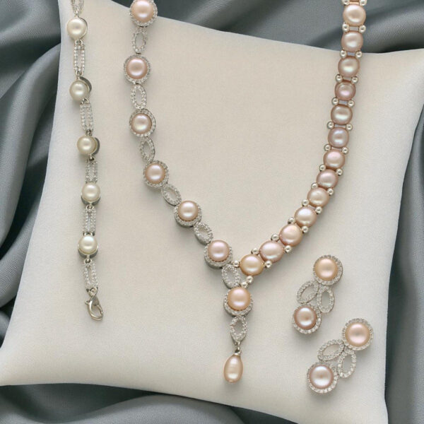 Glorious Legacy Pearl Necklace Set With Bracelet