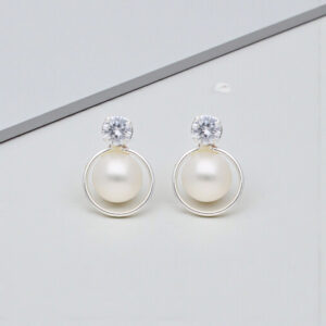 Anayat Pearl Earrings
