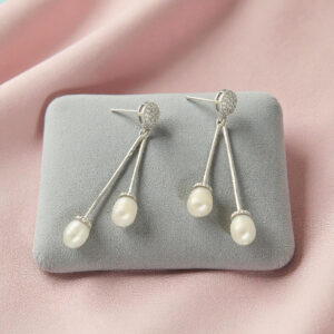 The Joyce Pearl Earrings