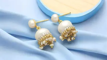Pearl earrings